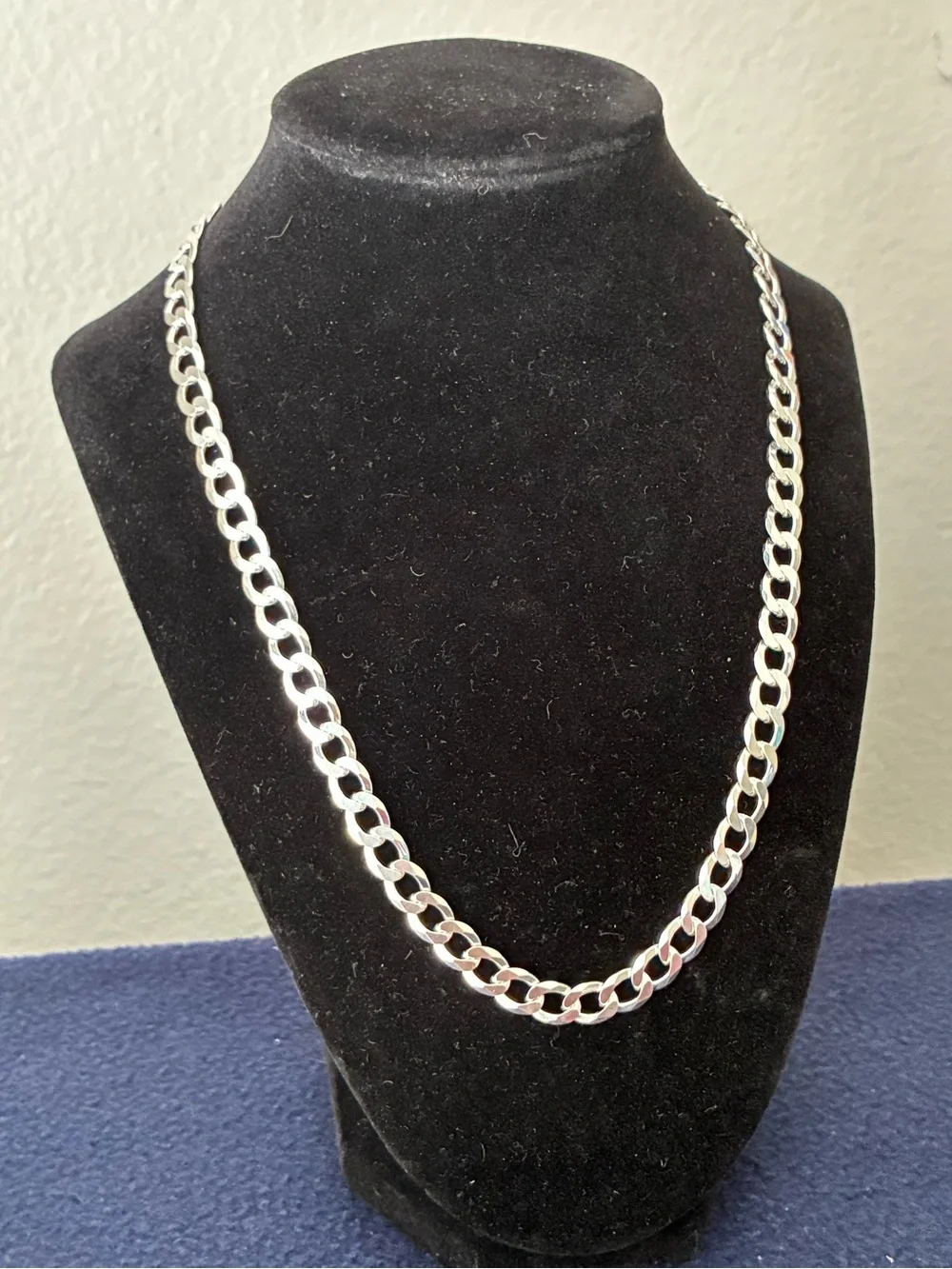 Sterling Silver 925 20” 7.7mm Chain/ Silver Tone